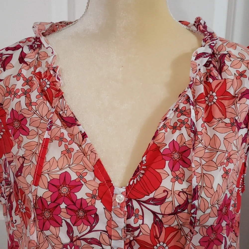 Old Navy Top - Picture 3 of 7
